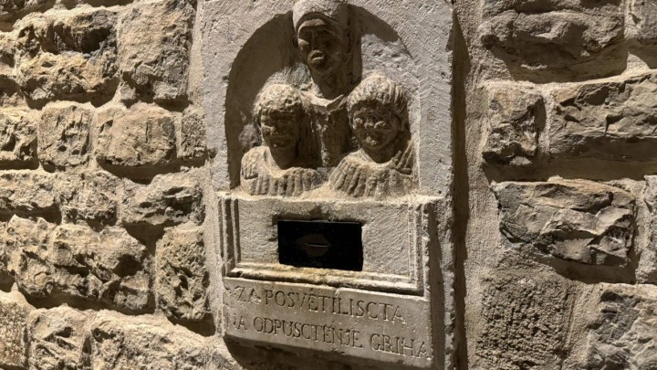 Foto dana: Ovaj neobičan detalj na crkvi u Splitu nas je malo začudio