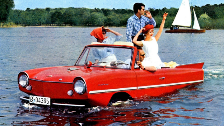 Automobil koji je mogao voziti i 'po vodi' bio je za mnoge neostvareni dječački san