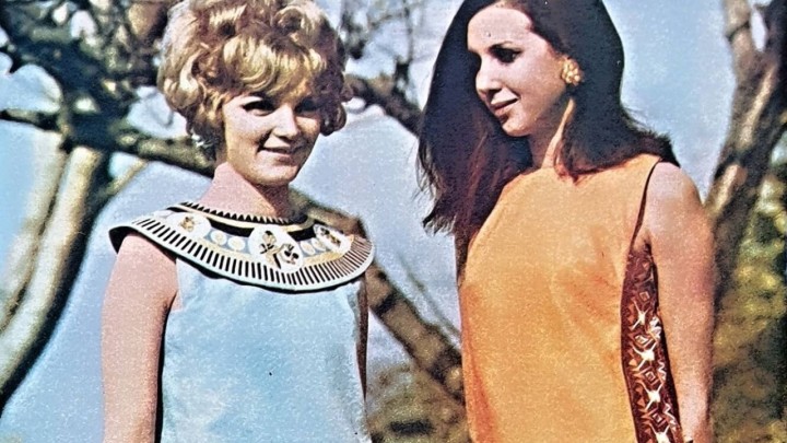 Sjećate li se tekstilne industrije Kranj? Kolekcija iz 60-ih inspirirana Kleopatrom