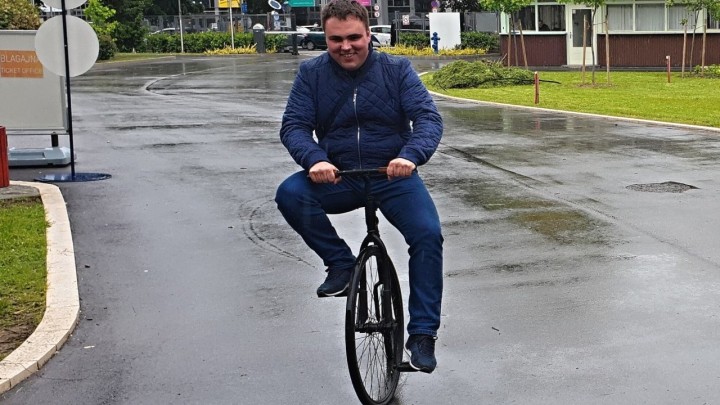 Kako su to radili naši stari: U Tehničkom muzeju možete isprobati "kostolomca"