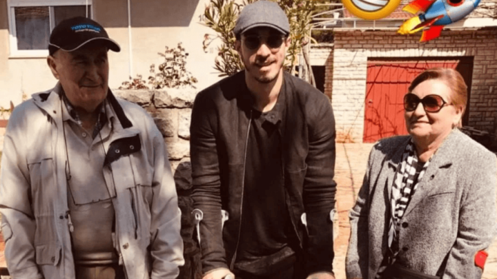 Šime Vrsaljko zbog ozljede ne igra, ali zato usrećuje umirovljenike iz kvarta