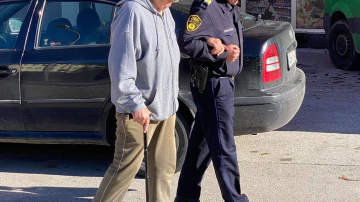 Policajac u susjednoj zemlji dao lekciju ljudskosti koju su mnogi zaboravili