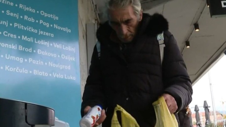 Nenad ima 150 eura mirovine, skuplja boce od 7 do 22 sata: 'U početku me bilo sram...'