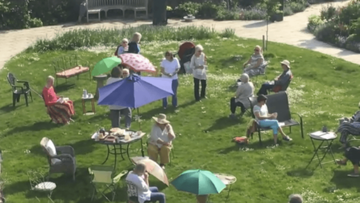 Londonski New Ground zajednica je starijih osoba kakvu je teško zamisliti u Hrvatskoj