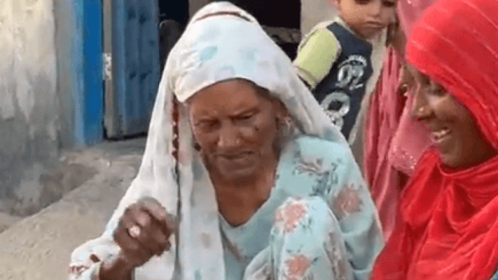 Indijka naučila čitati, pisati i brojiti u 92. godini: Sad je uzor svim drugim nepismenim ženama