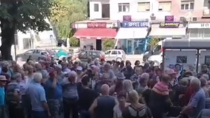 Ne miču se s ulica: Makedonski umirovljenici nastavljaju prosvjede i gomilaju svoje zahtjeve