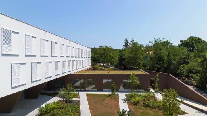 Dom za starije u Labinu je konačno dovršen, a krajem godine se očekuju prvi korisnici