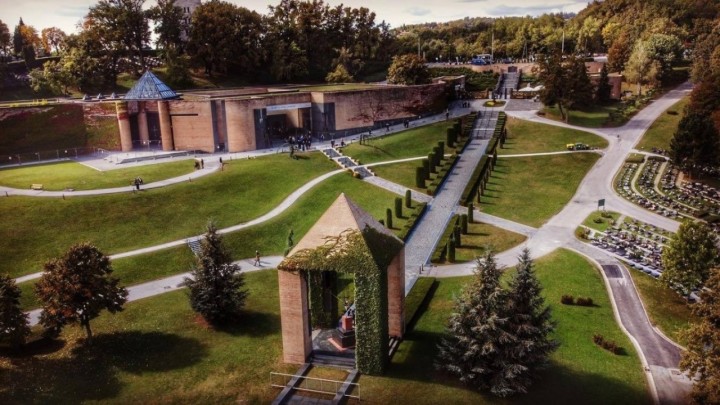 I to je moguće: Krivotvorenim ugovorima ukrali grobnice na Mirogoju pa ih preprodali