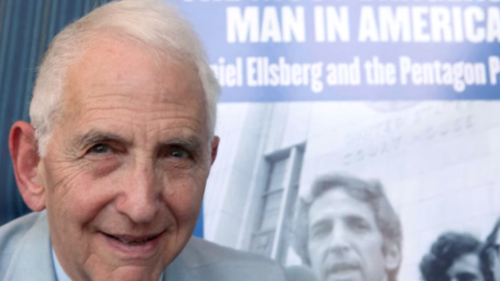 Umro Daniel Ellsberg, 'najopasniji čovjek u Americi': Razotkrio je obmane i laži vlasti o Vijetnamskom ratu