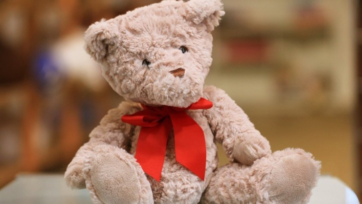 Najsiromašniji imaju najveće srce: Baka Milka (91) djeci u Siriji i Turskoj poslala igračke