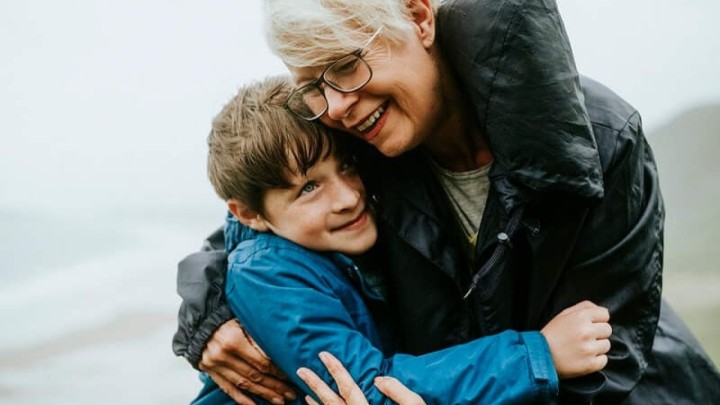 Bake i djedovi u Hrvatskoj mogu dobiti doplatak za djecu, ali pod određenim uvjetima