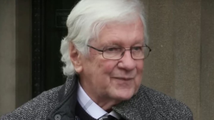 Preminuo je legendarni i šarmantni TV voditelj Saša Zalepugin (91)