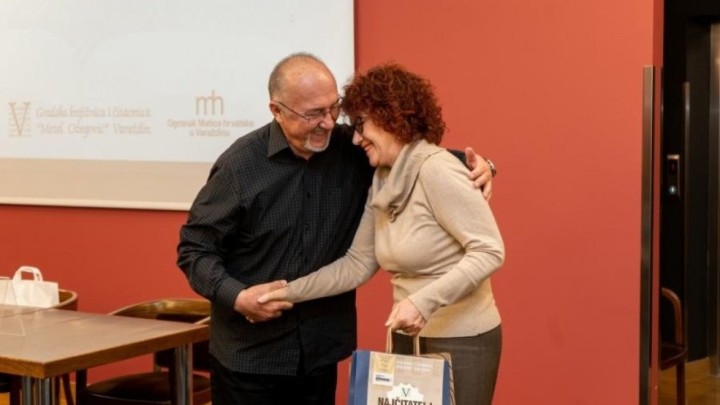 Upoznajte umirovljenika iz Varaždina koji je pročitao 170 knjiga u godinu dana i za to je nagrađen