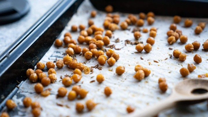 [BAKINA KUHINJA] Pečeni slanutak - zdrava grickalica koju možete napraviti sami u nekoliko koraka