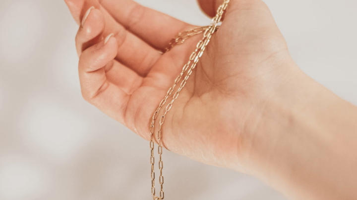 Signali recesije: Hrvati u velikom broju rasprodaju obiteljsko zlato