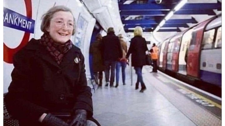 Umirovljenica (74) svakodnevno posjećuje podzemnu željeznicu kako bi čula glas svog pokojnog muža