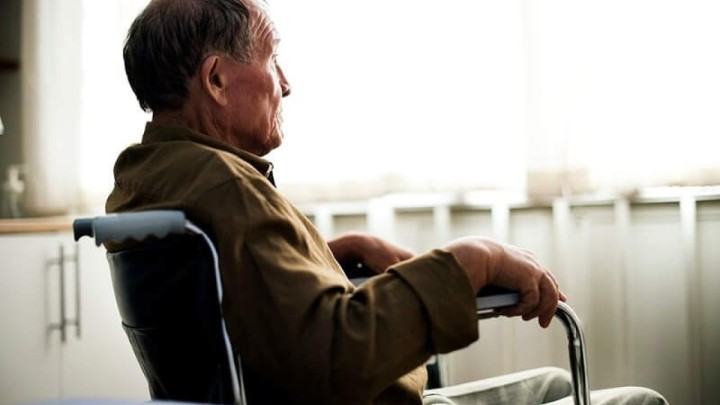 Domovi za starije dižu cijene smještaja: "Ljudi bježe u jeftine ilegalne domove"