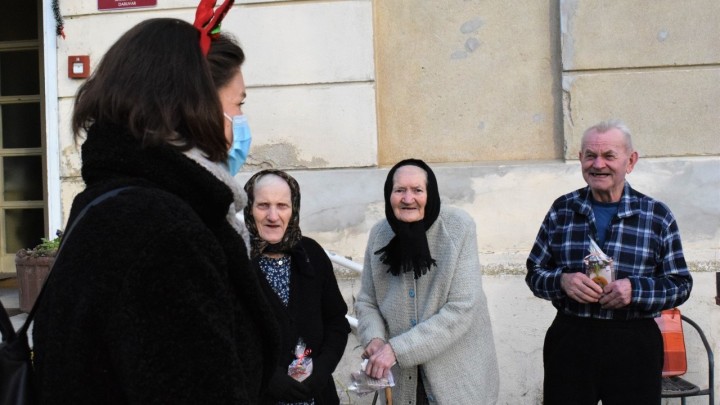 Umirovljenici za zajednicu: Korisnici domova darivali druge korisnike i zaposlenike