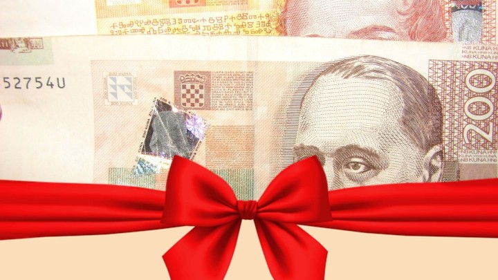 Postao gradonačelnik pa podigao iznos božićnica za umirovljenike