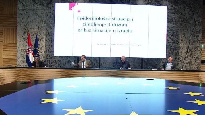 Hrvatska će cijepiti s trećom dozom, Beroš uputio poruku protivnicima cijepljenja