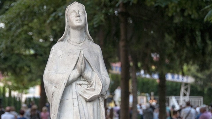 HZJZ o Velikoj Gospi: “Necijepljeni, stariji i rizični neka ostanu doma”