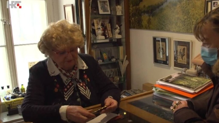 Vlasta ima 73, ali i dalje vodi svoj obrt - njezina "Peroklinika" jedini je takav u Europi
