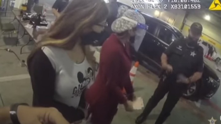 Dvije žene se prerušile u "bakice" pa se cijepile: Policija ih oktrila kod primanja druge doze