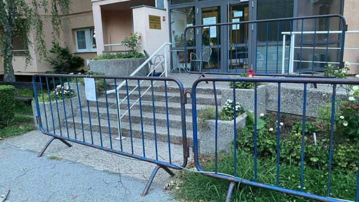 [ANKETA] Umirovljenici, kada je vrijeme za popuštanje epidemioloških mjera?