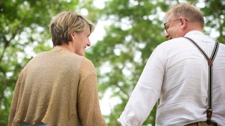 Umirovljenici žele ljubav u doba korone: "Situirana gospođa (74) traži Dalmatinca"...