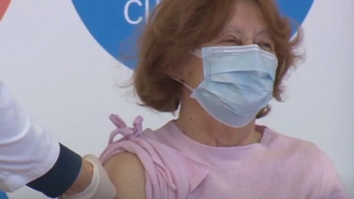 Umirovljenica Branka prva u Hrvatskoj primila cjepivo: "Jedva čekam vidjeti praunuke"