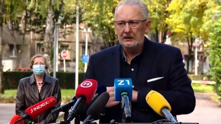 Izvanredna presica Stožera: Najavljene nove mjere, ograničavaju se okupljanja i zabranjuje se prodaja alkohola nakon ponoći