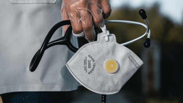 Doktor iz Osijeka dao odgovor: Od čega zapravo umiru stari i bolesni s koronom?