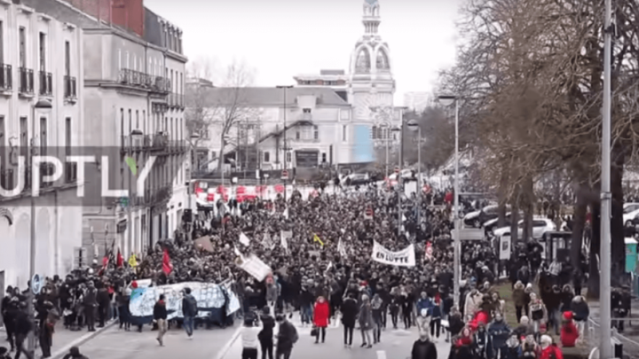 Francuzi dobili mirovinsku reformu, Macron ju uveo bez glasanja u parlamentu