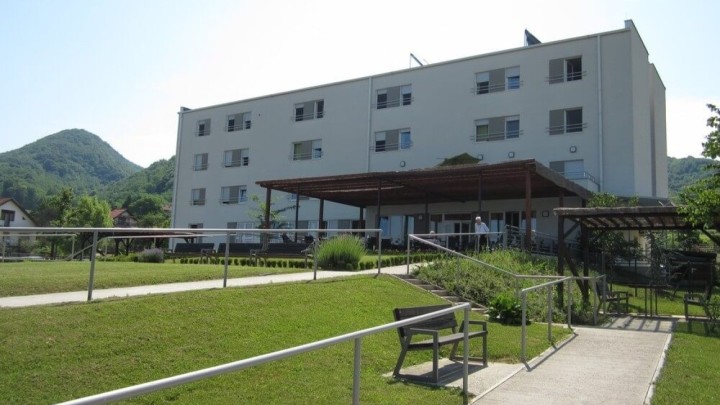 Cijene u domovima za starije: Smještaj u dvokrevetnoj sobi od 2.500 do 7.500 kuna!