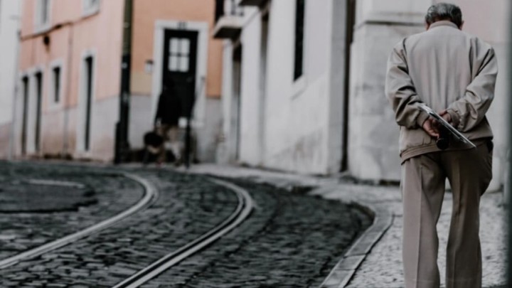 Umirovljenik (85) često pada u nesvjest, Centar za socijalnu skrb mu ne da preporuku za hitni smještaj u dom