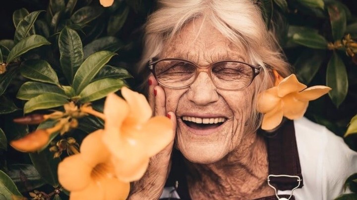 Transformacija treće dobi: Top 10 razloga zašto je starijima danas bolje nego prije 50 godina