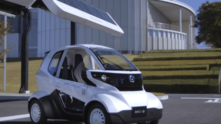 Honda otkrila plan: Napravit će električni mobil namijenjen umirovljenicima