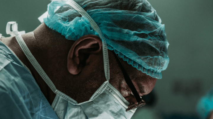 Stariji ljudi sve češće idu na komplicirane operacije. One često ne završe dobro