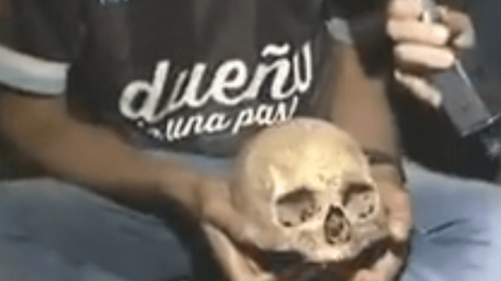 Samo u Argentini: Iskopao djedovu lubanju kako bi "s njim" proslavio osvajanje prvenstva