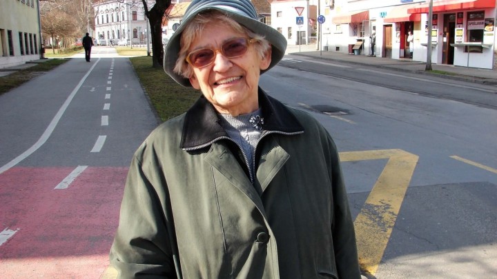 "Čitam, šećem i s unucima sam. Volim koncerte, a križaljke mi već idu na živce"