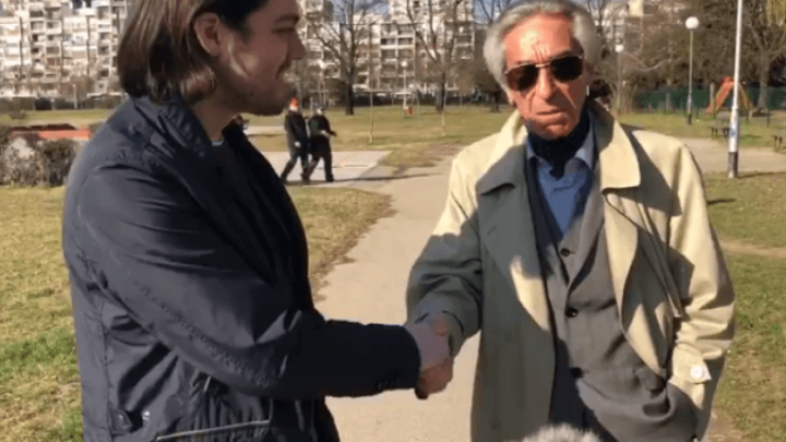 [VIDEO] Što kažete na ovo? Umirovljenik Toni dao podršku Živom zidu!