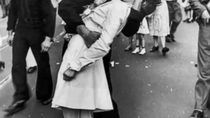 Preminuo akter ikonske fotografije 20. stoljeća koja je obišla svijet