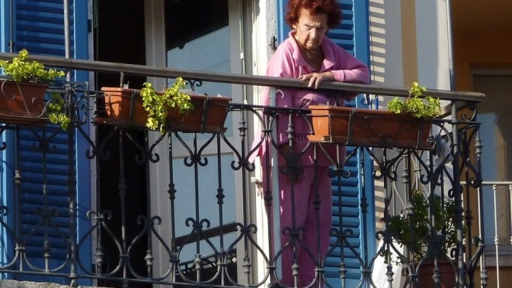 Umirovljenica Terezija mora platiti 300 kuna jer je susjedi vikala da je "mala kurvetina"