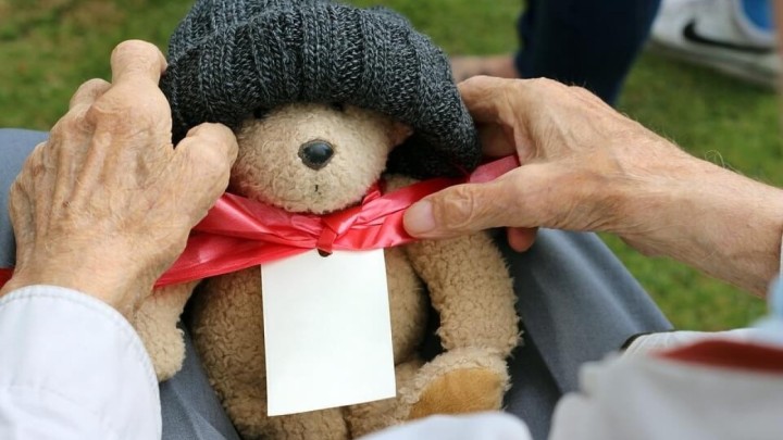 Posvoji seniora! Zašto ne? Već sa stotinu kuna nekome možete olakšati starost