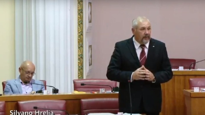 Uživo iz Sabora: Hrelja: 'Dignite mirovine, ali stavite imovinski i prihodovni cenzus'