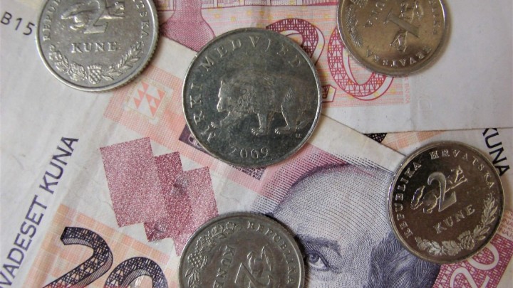 Sindikat umirovljenika objasnio povećanje najniže mirovine za 3 posto: Daju 80, a oduzmu 50 kuna