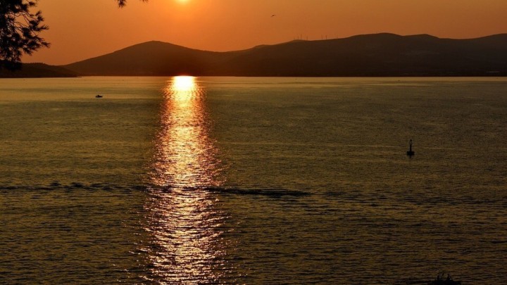 Pogled na turističku sezonu: Tek 16,5% domaćih turista starijih od 55 godina ljetovalo na Jadranu