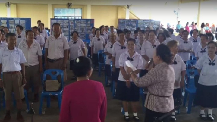 U Tajlandu spajaju ugodno s korsnim: Usamljenim umirovljenicima nude besplatan povratak u školske klupe