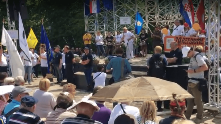 [VIDEO] Pogledajte govor Milana Tomičića iz Sindikata umirovljenika: "Mirovinska reforma je zavijena velom tajni"