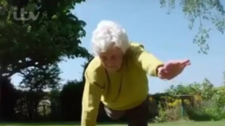 [VIDEO] Za 105-godišnjakinju koja vježba jogu godine su samo broj